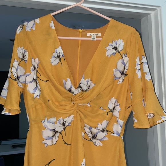 Yellow Dress - Picture 2 of 5